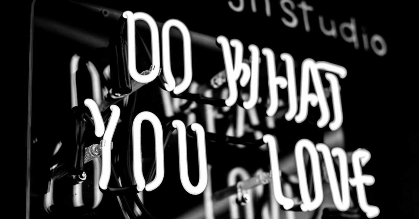jason-leung-F2WX4BTIkpQ-unsplash jason-leung-F2WX4BTIkpQ-unsplash